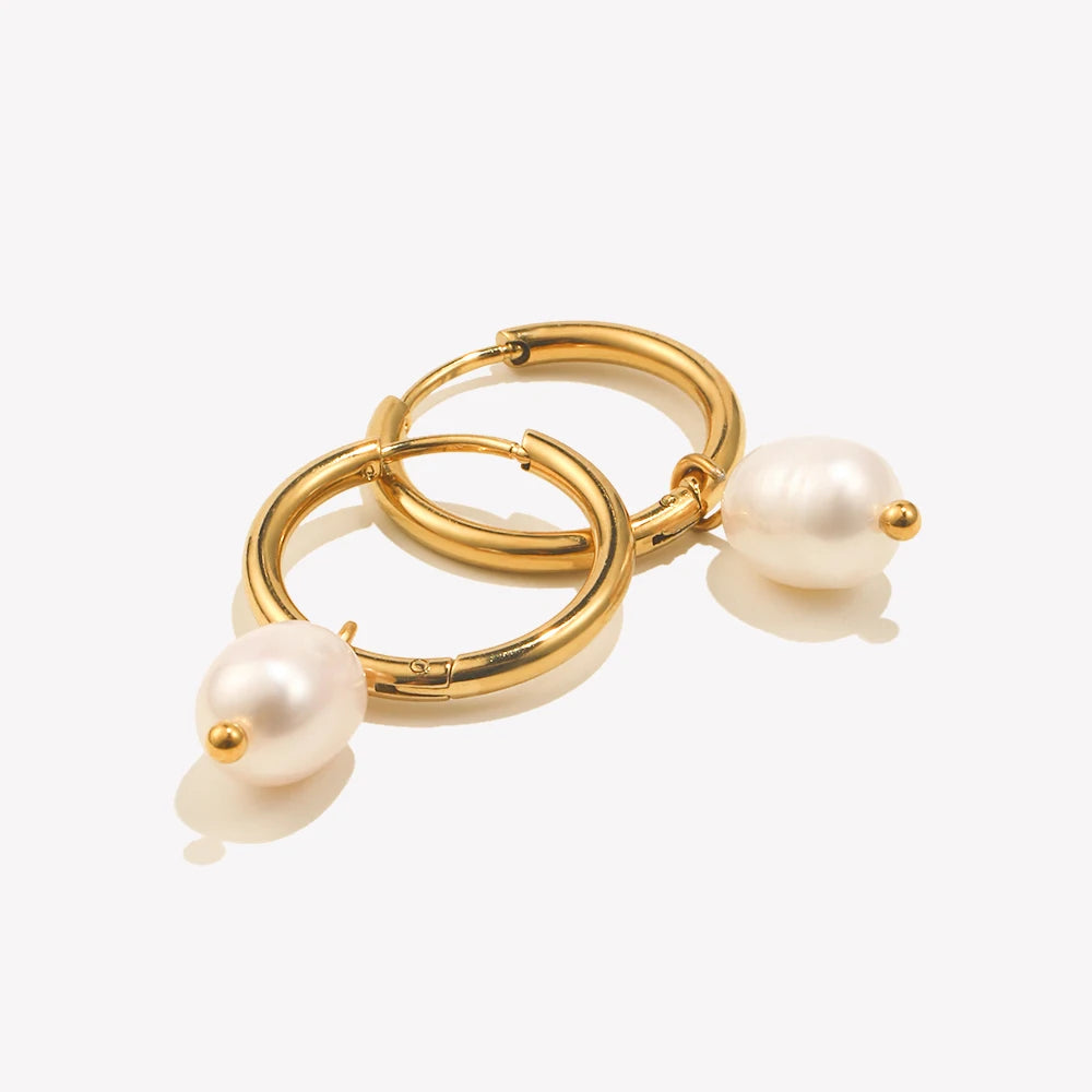 Ebbelle minimalista aço inoxidável pequenos brincos de argola de água doce pérola encantos meninas senhoras na moda jóias 2024 brincos de pérola