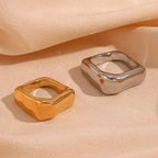 Ebbelle Anel geométrico quadrado simples cor prata anéis de aço inoxidável para decoração feminina acessórios banhados a ouro 18K
