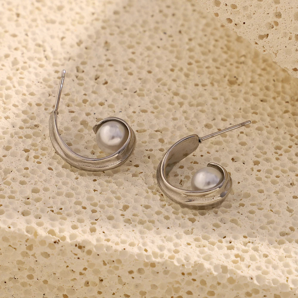 Ebbelle moda craetive clipe em forma de c pérola brinco 18k banhado a ouro aço inoxidável festa feminino orelha jóias presente