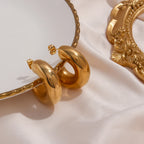 E.B.belle Brincos de argola banhados a ouro, leves e ocos, para mulheres, minimalistas, de aço inoxidável, à prova d'água, sem manchas