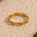 Ebbelle strass oito awn estrela forma de onda anel de aço inoxidável 18k banhado a ouro requintado jóias femininas para festa namoro