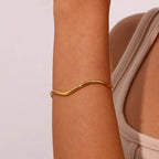 Ebbelle 2024 novo em férias praia acessórios à prova dwaterproof água forma de onda manguito pulseira para mulher pulseiras de aço inoxidável