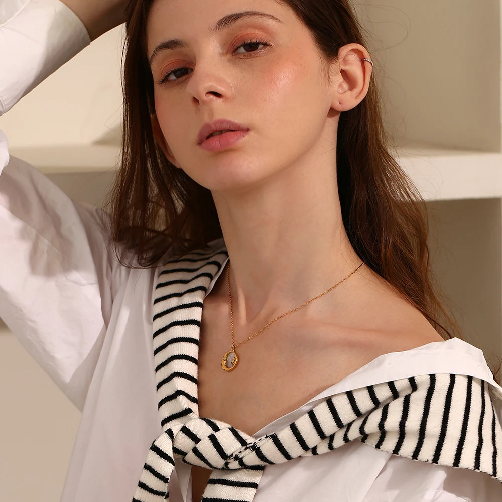 Ebbelle natural mãe de pérola fundição lua estrela círculo moeda colar para mulher 18k banhado a ouro jóias de aço inoxidável