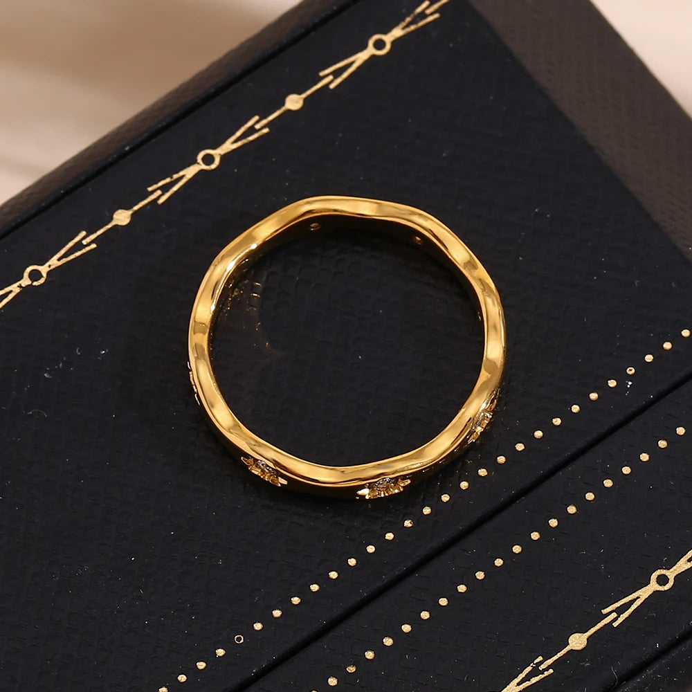 Ebbelle strass oito awn estrela forma de onda anel de aço inoxidável 18k banhado a ouro requintado jóias femininas para festa namoro