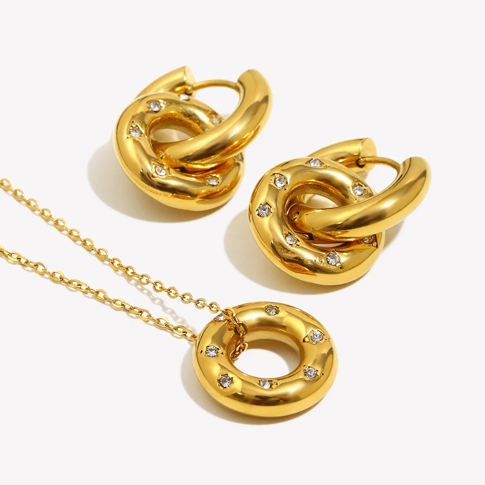 Ebbelle novo cristal pavimentado redondo grosso brincos de argola forma donut pingente de ouro colar conjunto de jóias de aço inoxidável para mulher