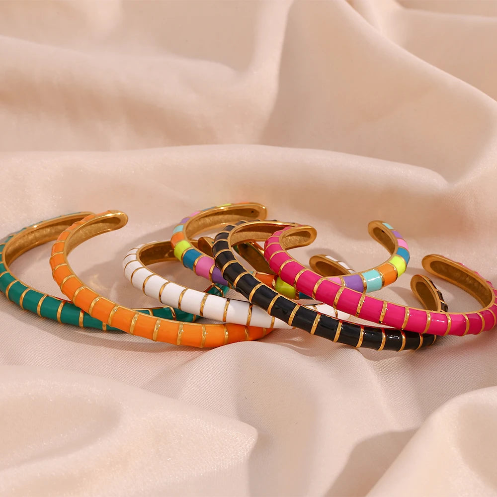 Design Caterpillar Pulseiras para Mulheres, Pulseiras Coloridas de Esmalte, Punho de Aço Inoxidável, Jóias Y2K Bonitos, Verão