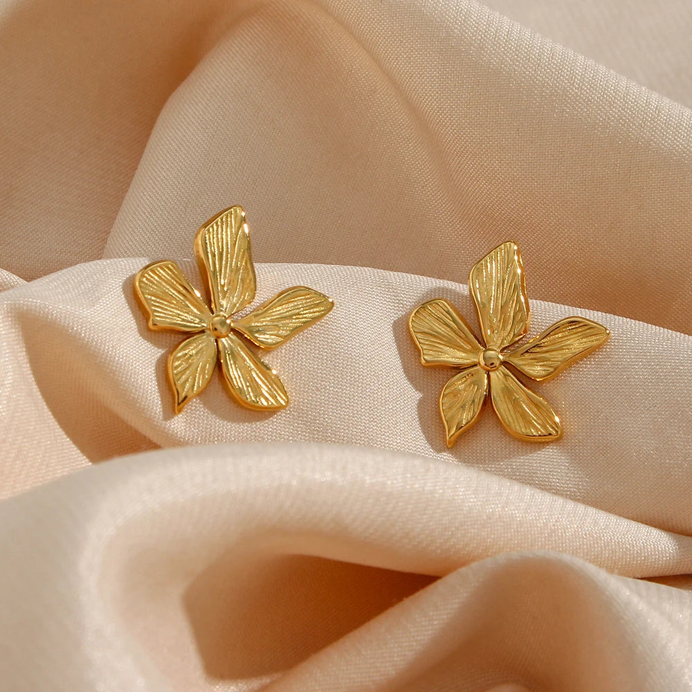 Ebbelle elegante romântico flor brincos para mulher à prova dwaterproof água de aço inoxidável dourado forma floral jóias presente para senhoras