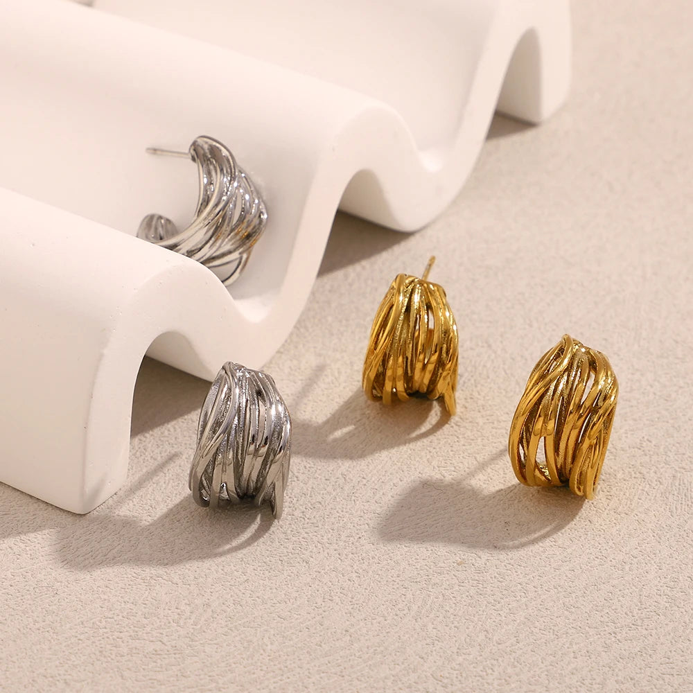 Ebbelle novo em forma de c múltiplas camadas linhas brinco de aço inoxidável 18k banhado a ouro festa simples jóias femininas