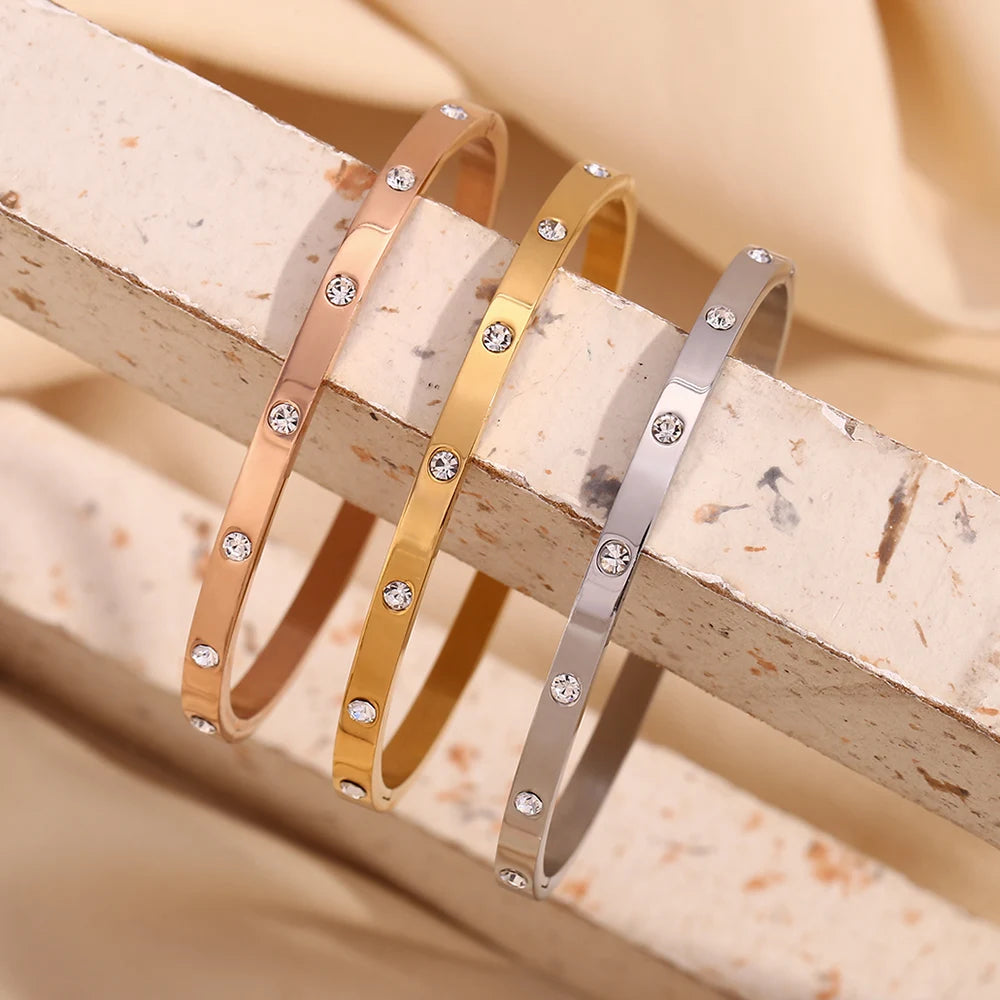 E.B.belle Pulseira com fivela de zircônia pontilhada, resistente à água, pulseira de aço inoxidável 316L para mulheres, joias banhadas a ouro 18K