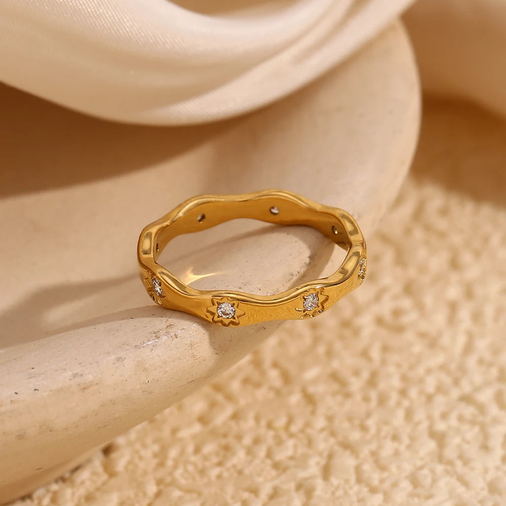 Ebbelle strass oito awn estrela forma de onda anel de aço inoxidável 18k banhado a ouro requintado jóias femininas para festa namoro