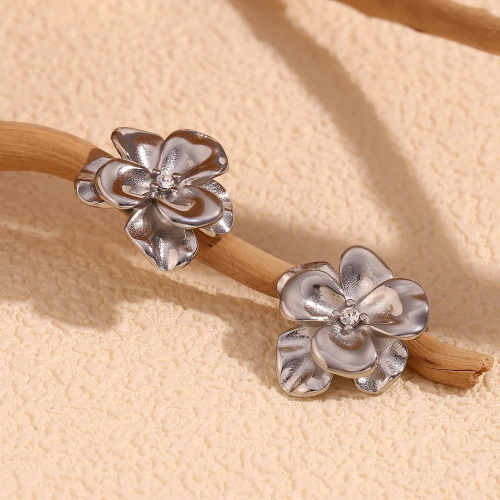 Ebbelle Brincos retrô de flor dupla camada, resistentes à água, acessórios de aço inoxidável 316L, joias banhadas a ouro 18K