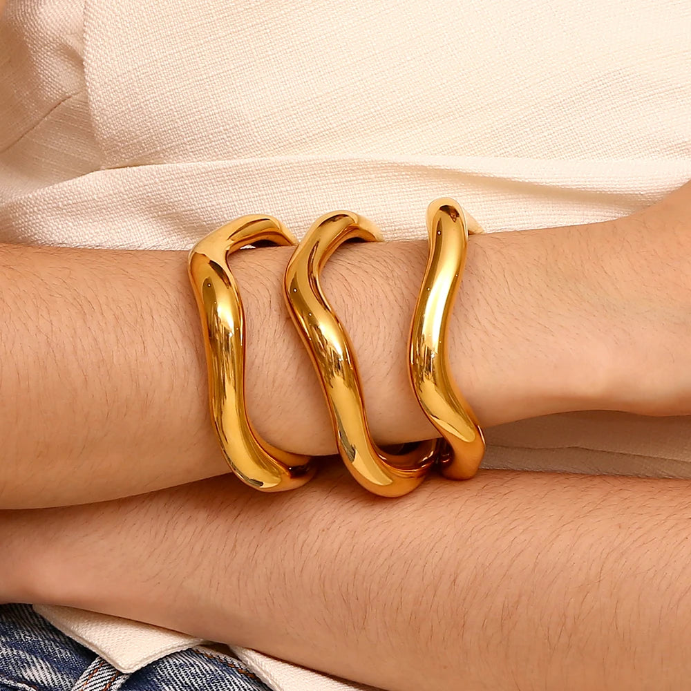 Ebbelle Pulseira aberta de onda líquida irregular exagerada banhada a ouro 18K pulseiras de mão femininas joias de aço inoxidável