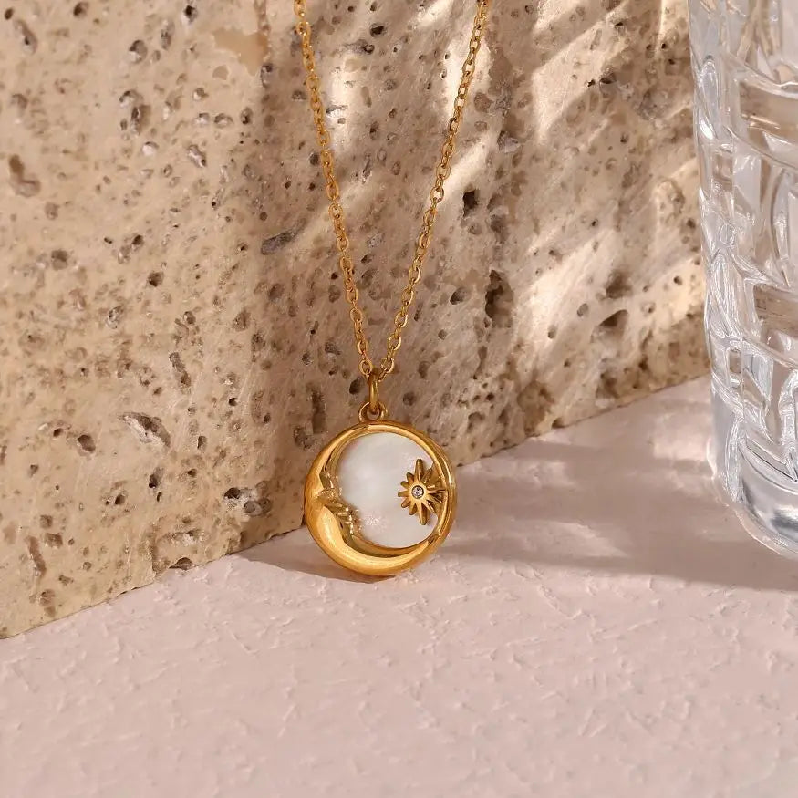 Ebbelle natural mãe de pérola fundição lua estrela círculo moeda colar para mulher 18k banhado a ouro jóias de aço inoxidável