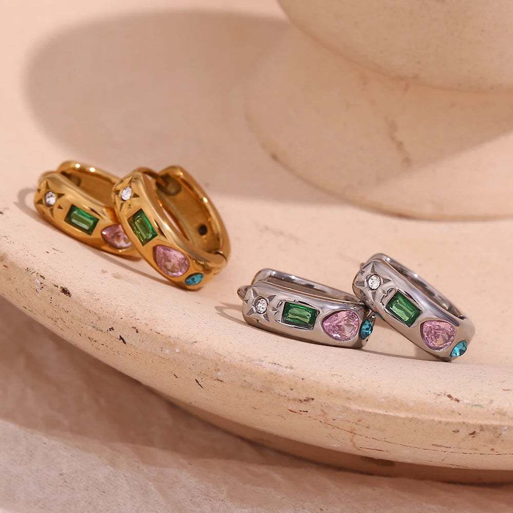 E.B.belle Brincos de argola de zircônia coloridos sem manchas brincos banhados a ouro 18K para mulheres joias de aço inoxidável 316L
