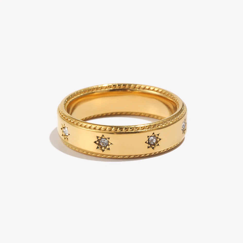 E.B.belle Joias de aço inoxidável para mulheres banhadas a ouro 18K à prova d'água cristal transparente zircão estrela fundida anéis de ouro para mulheres