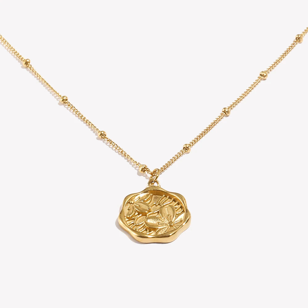 E.B.belle-Colar de aço inoxidável para mulher, banhado a ouro 18K, fundição romântica doce, colar Sakura, flores de cerejeira, colares de flores